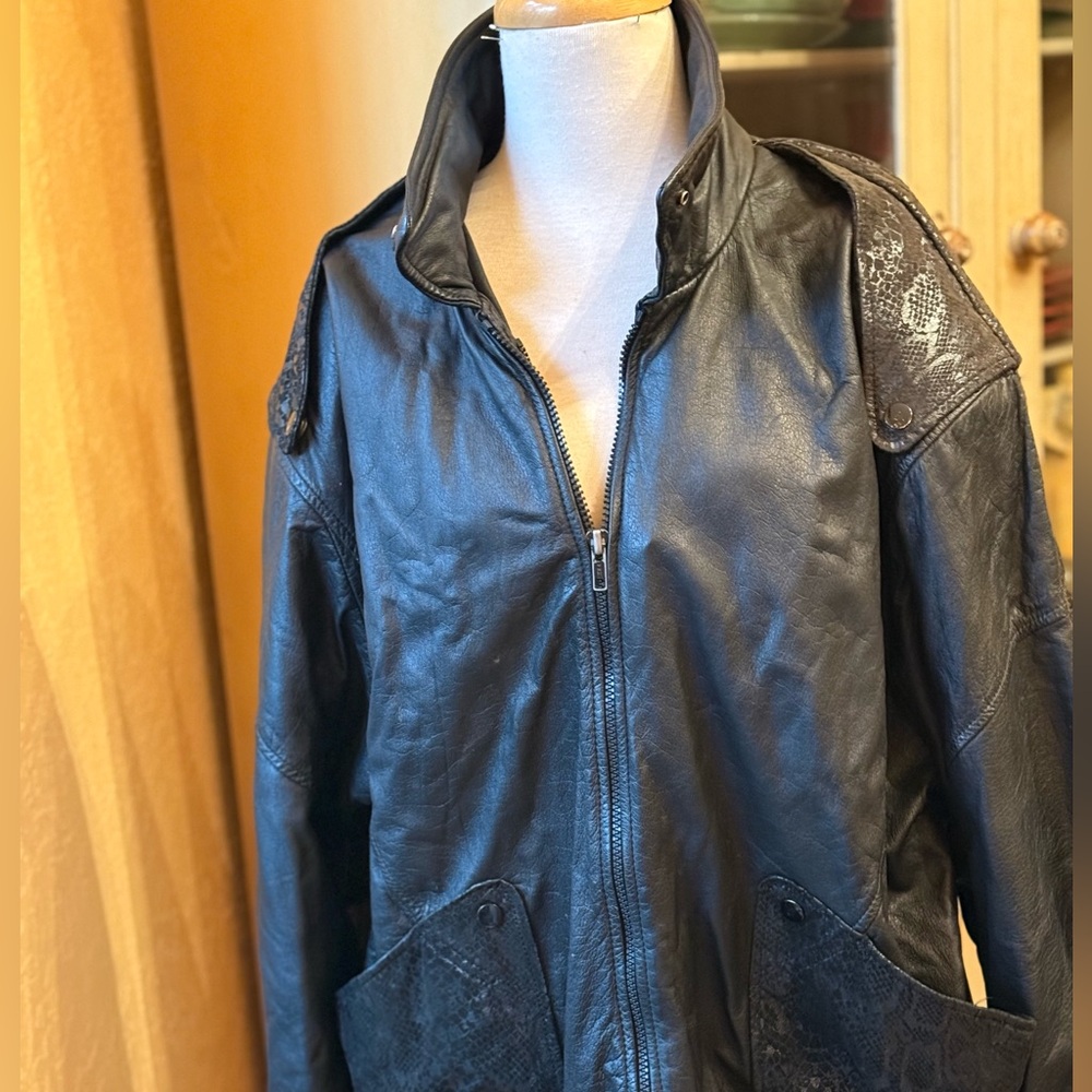 Genuine Leather L/XL coat
